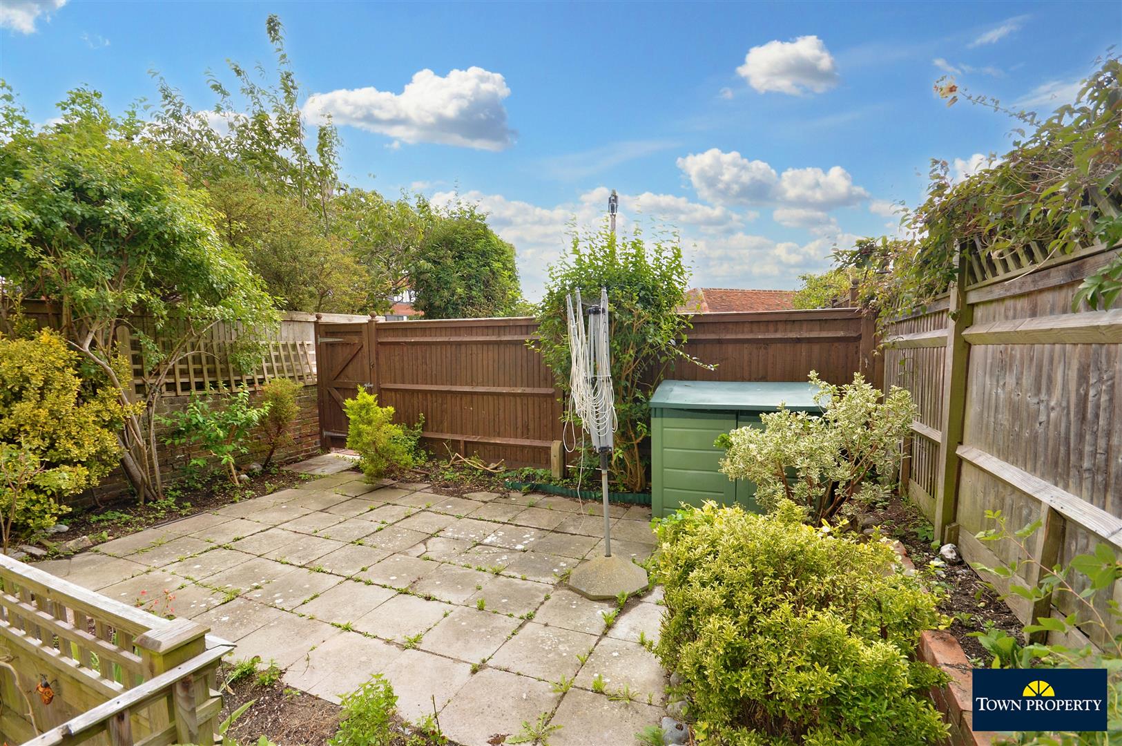 Property Details for Upperton Gardens Eastbourne BN21 2AF Town